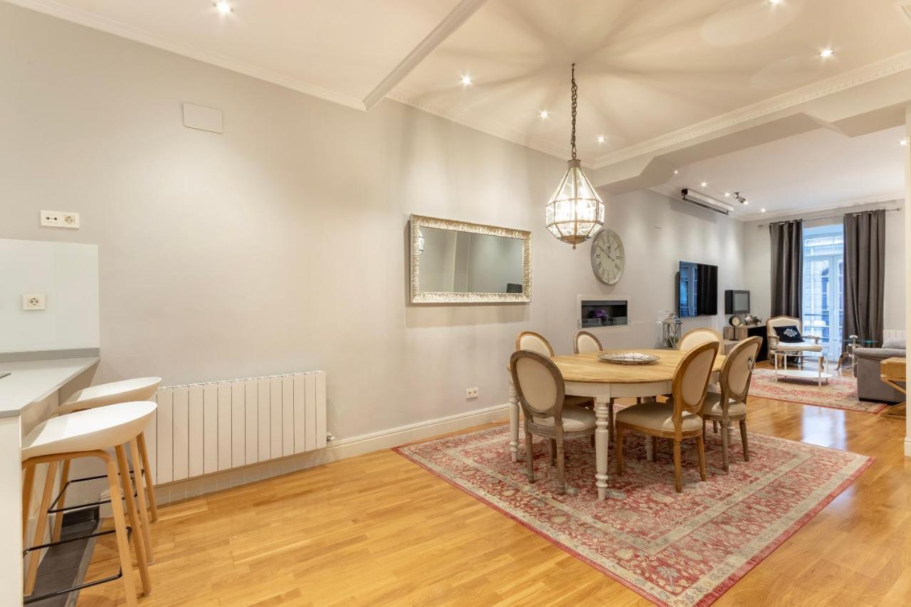 Appartamento Amplio Y Elegante En Casco Viejo Con Parking Bilbao Esterno foto